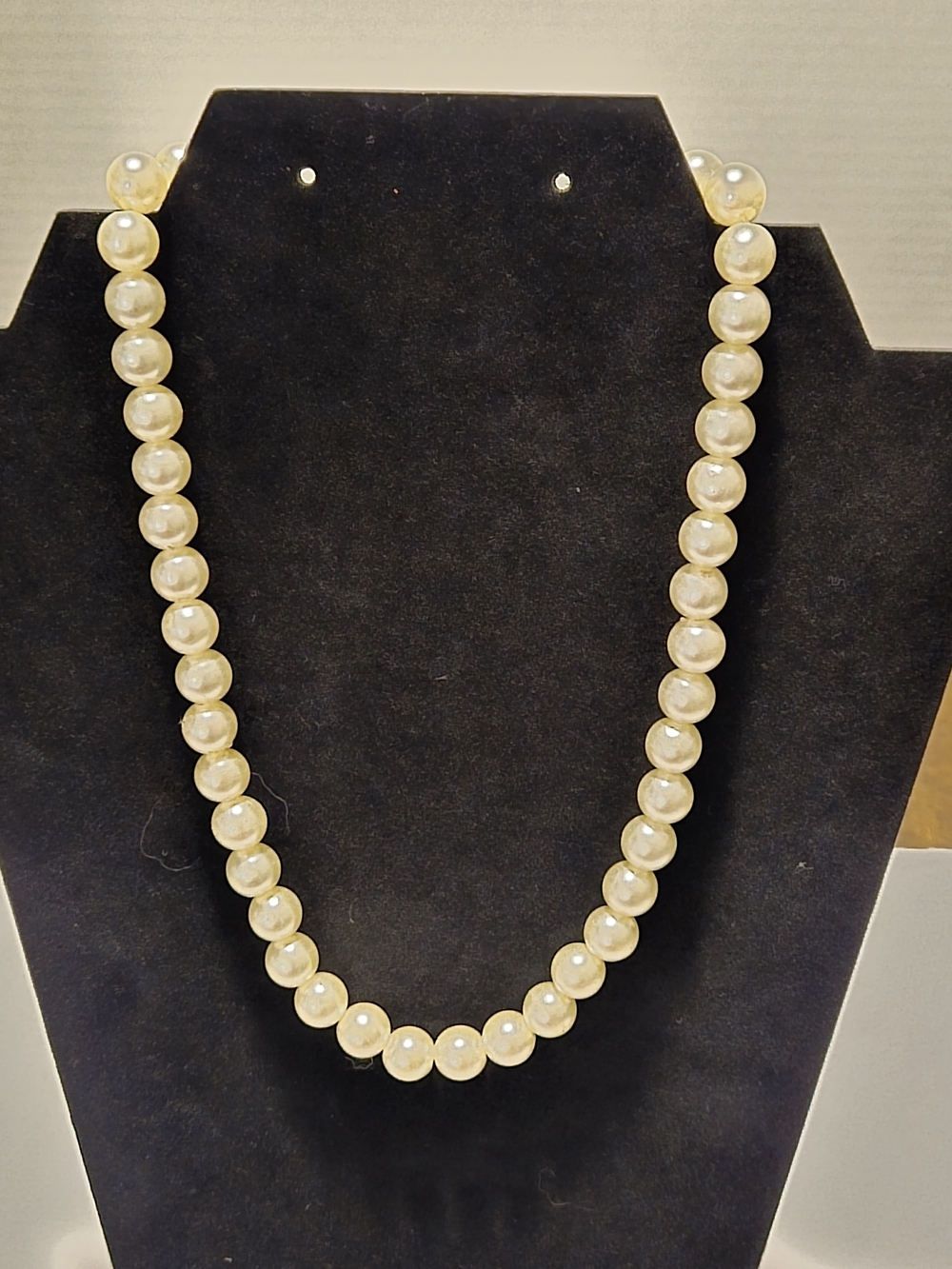 Classic Cream Pearl Necklace - Women Jewelry